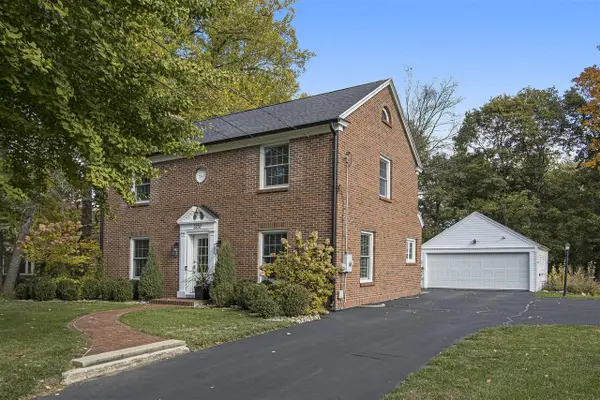 3237 Old Colony, Kalamazoo, MI 49008