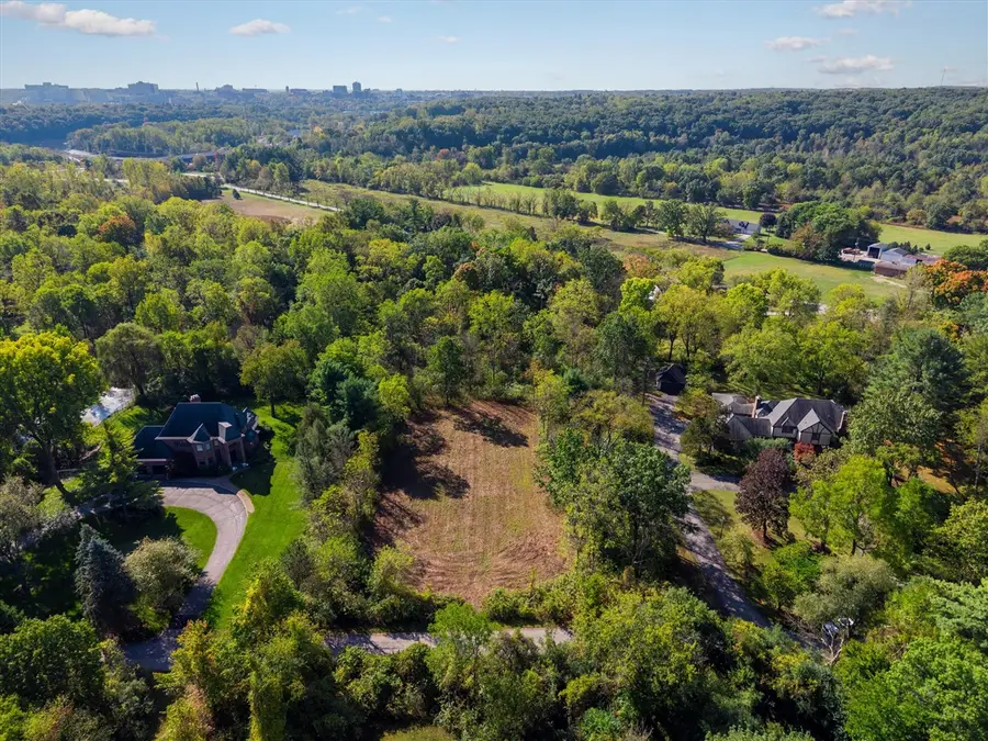 244 Barton Shore, Ann Arbor, MI 48105 - Image #2