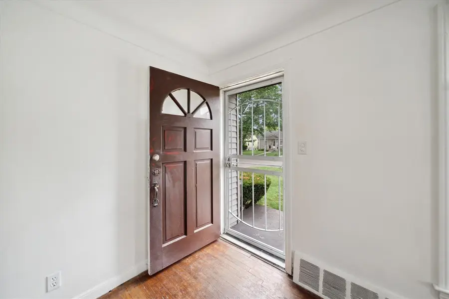 17324 Salem, Detroit, MI 48219 - Image #2