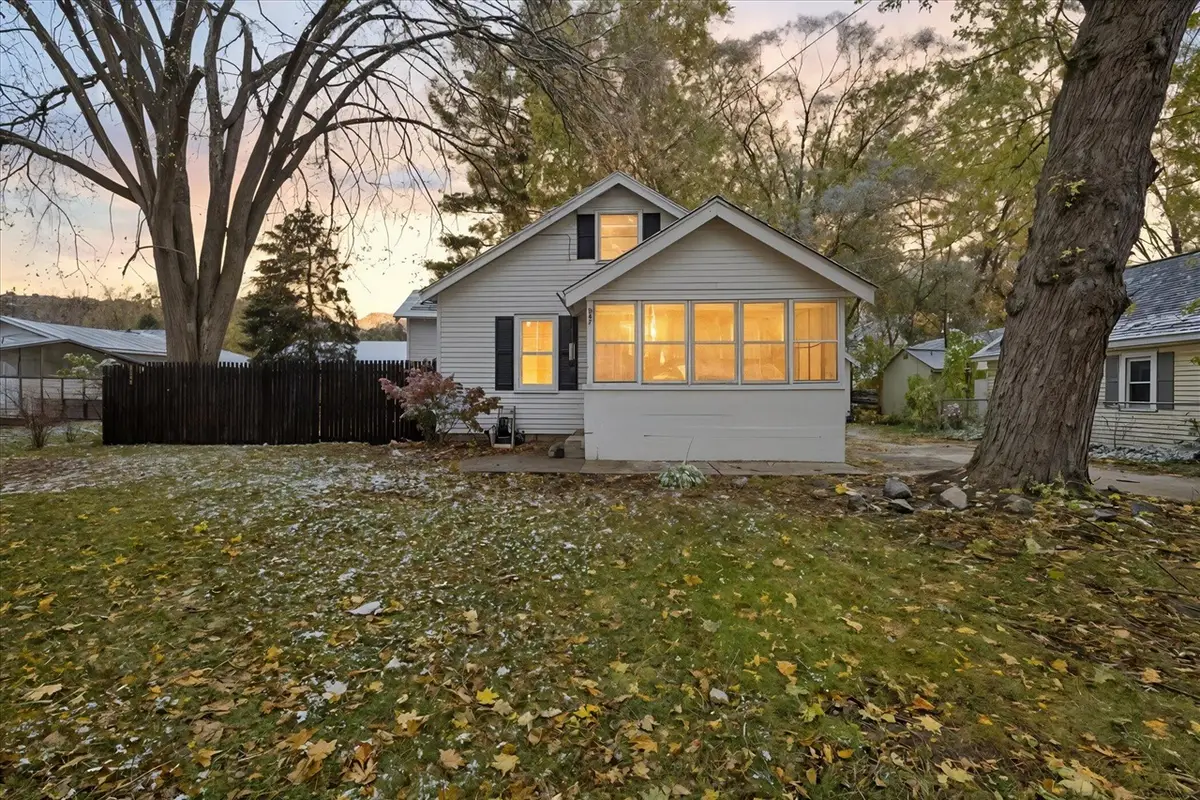 947 Roger, Grand Rapids, MI 49544 - Image #1