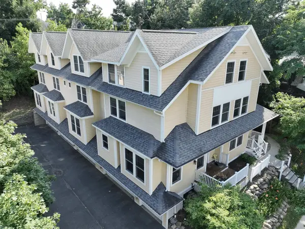 922 Catherine, Ann Arbor, MI 48104