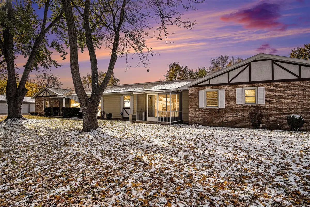 903 Andover, Kentwood, MI 49508 - #1