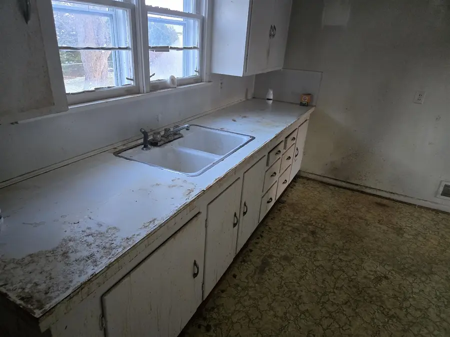 1531 S Raisin Center, Adrian, MI 49221 - #3