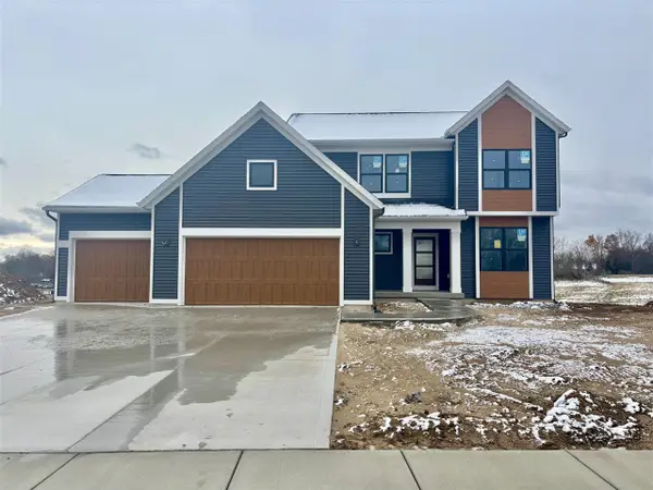 8318 Kettle Hill, Alto, MI 49302