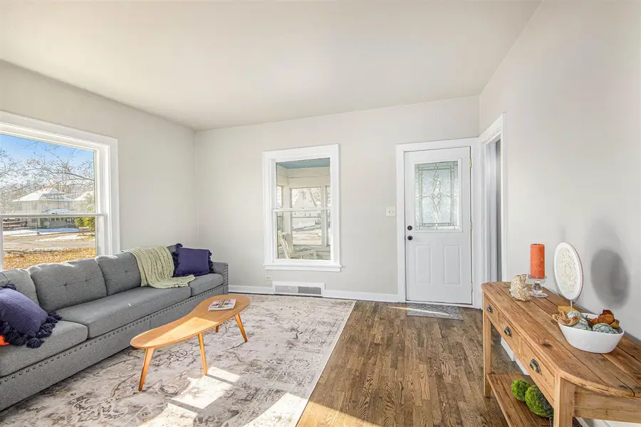 1505 Carl Breeding, Jackson, MI 49203 - #3