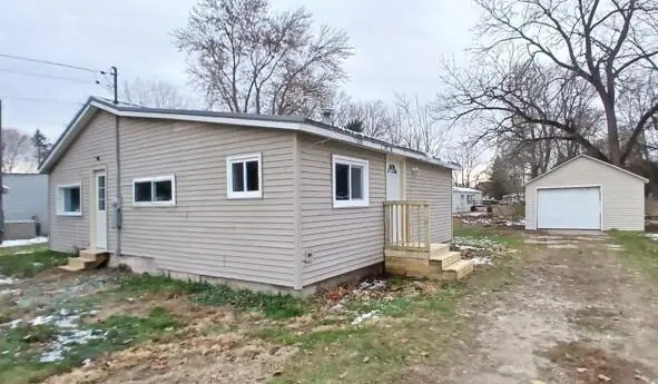 809 Washington, Nashville, MI 49073 - #1