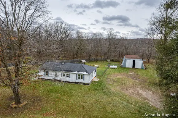 5281 W Bluewater, Saranac, MI 48881