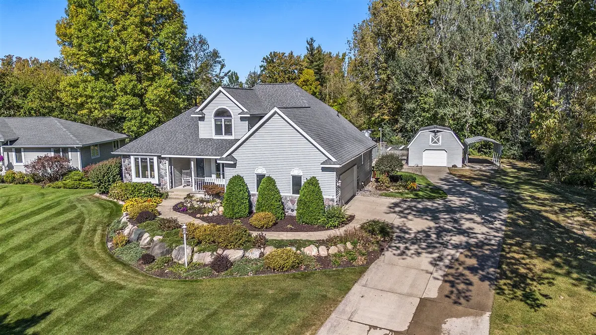 625 Grand Woods, Grand Rapids, MI 49525 - #1