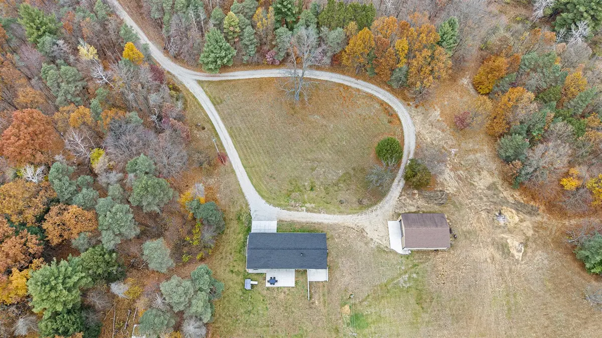 2272 W 104th, Grant, MI 49327 - #1