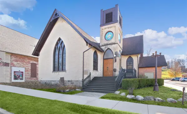 30 Quarterline, Newaygo, MI 49337