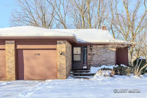 2098 Cranbrook, Grand Rapids, MI 49505