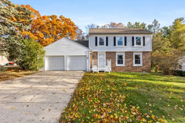 15467 Wisteria, Spring Lake, MI 49456