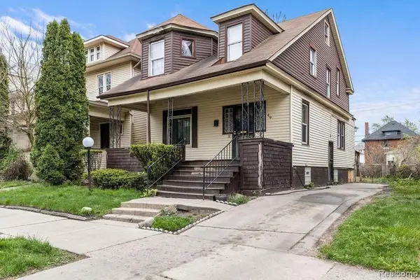 49 Richton, Highland Park, MI 48203