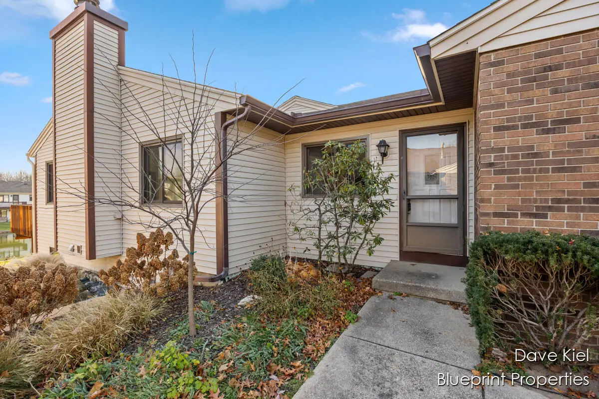 924 Amberwood West, Byron Center, MI 49315 - Image #1