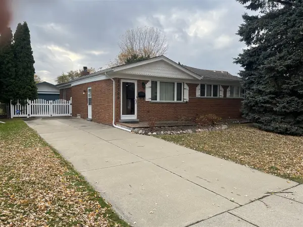 23700 Joy, Saint Clair Shores, MI 48082