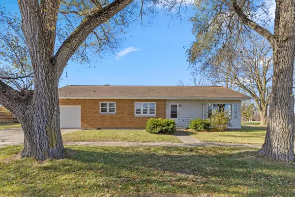 106 S Sixth Street, Carson City, MI 48811