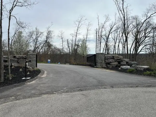 12873 Triple Oak, Lowell, MI 49331