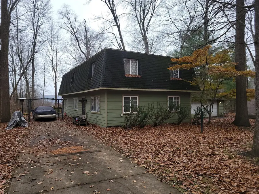 952 54th, Pullman, MI 49450 - Image #2