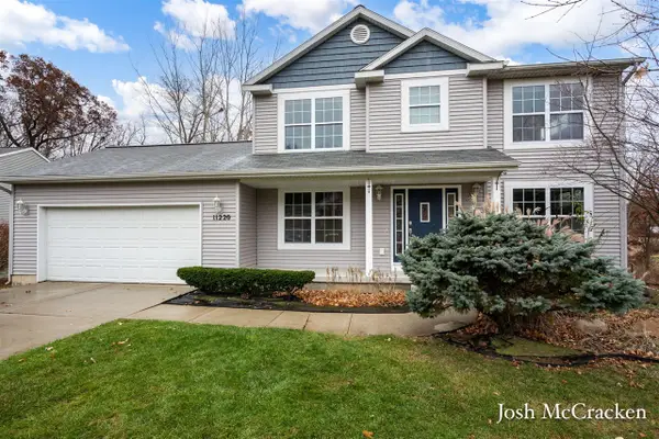 11220 Barnsley, Lowell, MI 49331