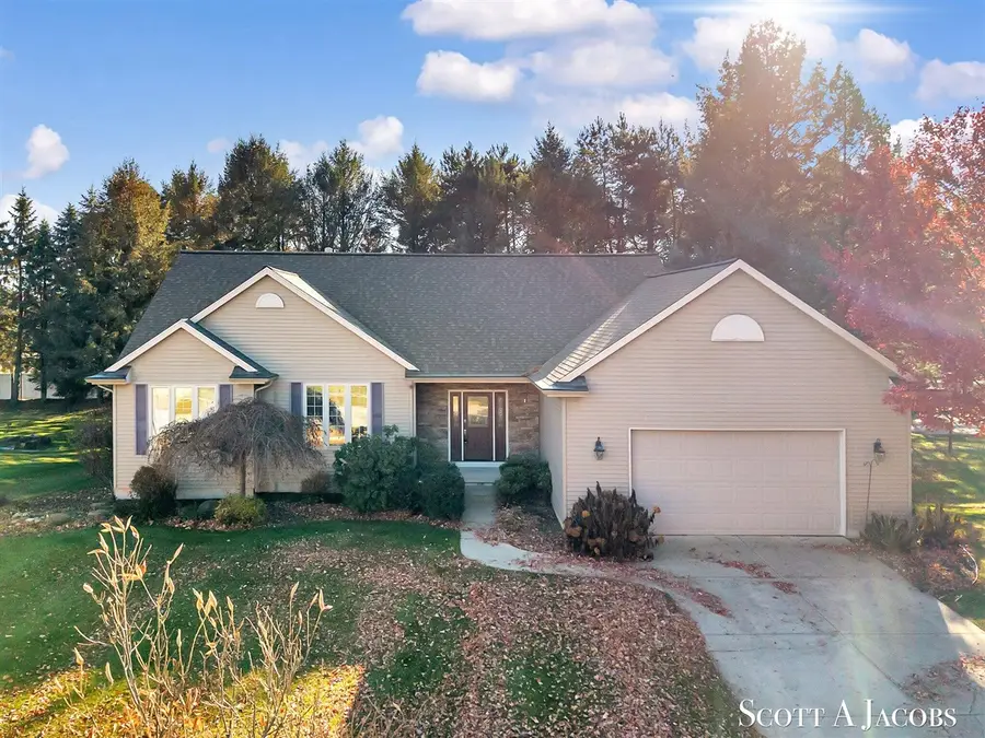 3820 Windwood, Rockford, MI 49341 - Image #2