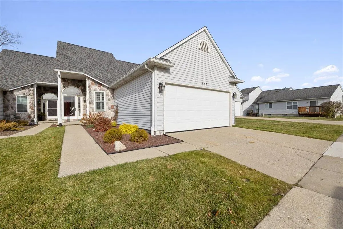 777 Challenging, South Lyon, MI 48178 - #1