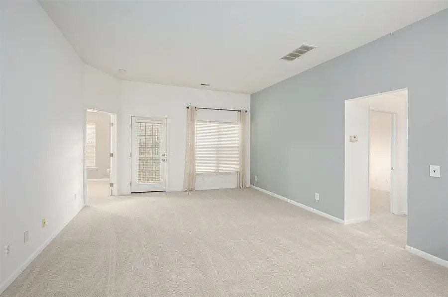 2768 S Knightsbridge, Ann Arbor, MI 48105 - #3