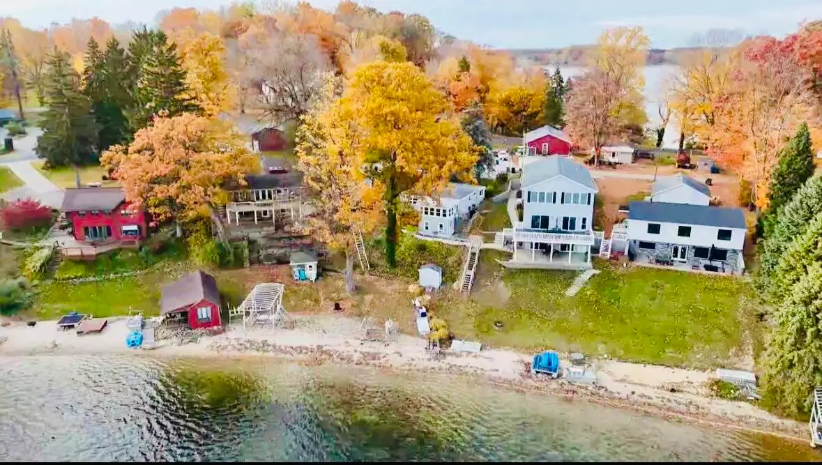 94687 Oak, Dowagiac, MI 49047 - #1