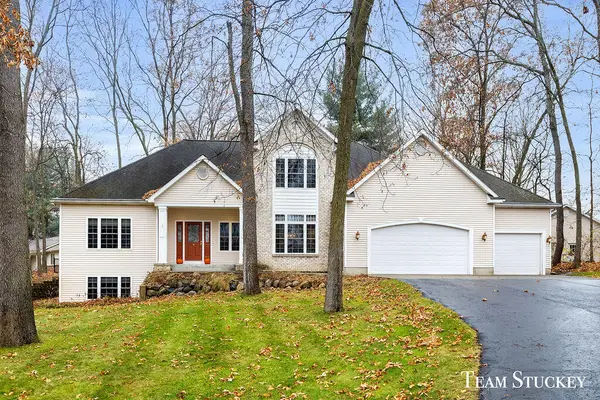 8550 Garbow, Alto, MI 49302