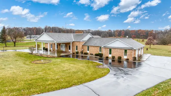 1111 N Lake Pleasant, Hillsdale, MI 49242