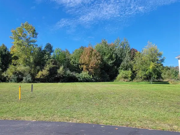 5178 S Shore View, Suttons Bay, MI 49682