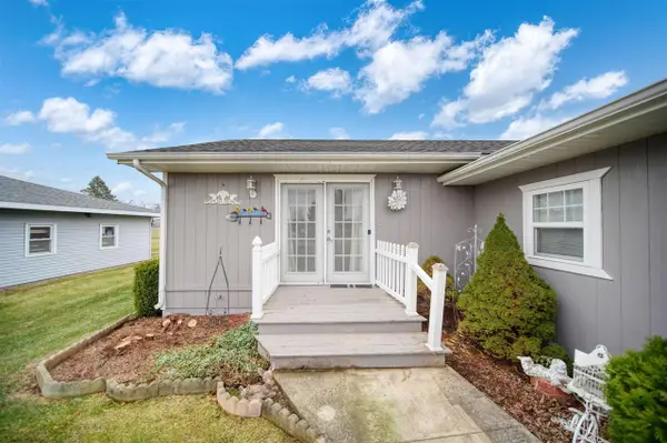 14581 Glenbeigh, Cement City, MI 49233