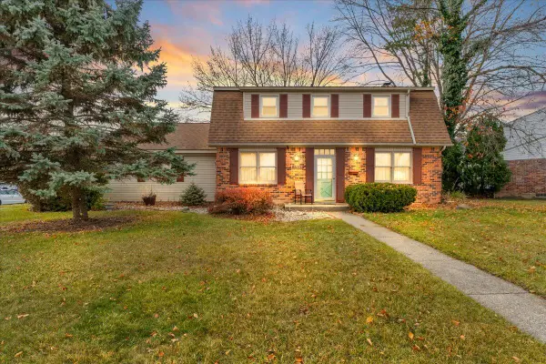 17849 Fairway, Livonia, MI 48152