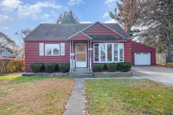 115 John R, Clare, MI 48617