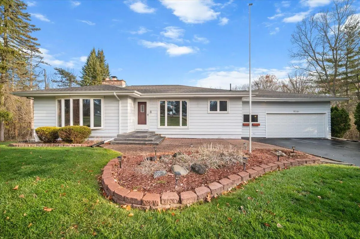 6786 River, Flushing, MI 48433 - #1