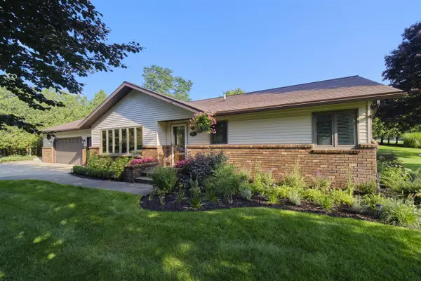 938 18th, Manistee, MI 49660