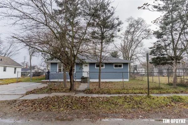 961 Aurora, Muskegon, MI 49442