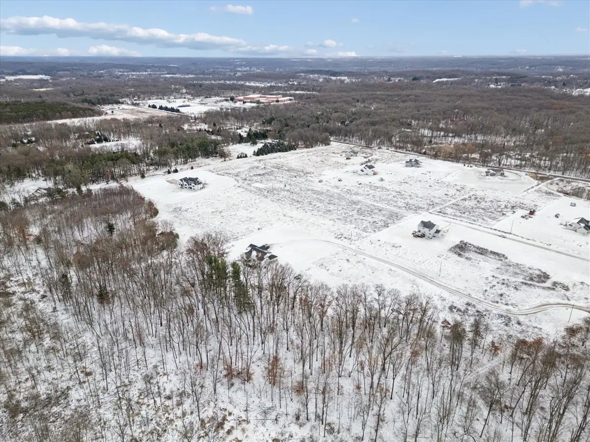 330 Cumberland, Lowell, MI 49331 - Image #1