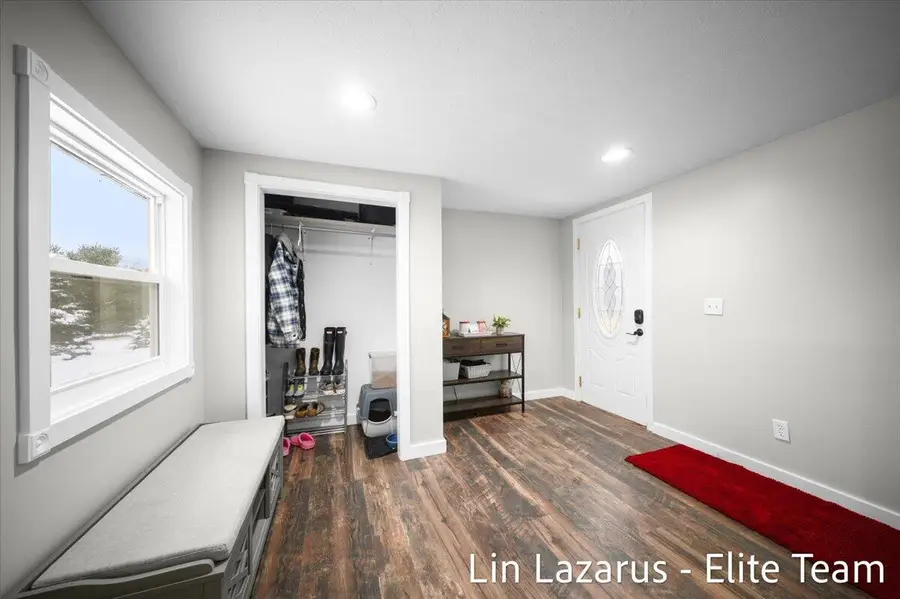 16381 W Howard City Edmore, Howard City, MI 49329 - Image #2