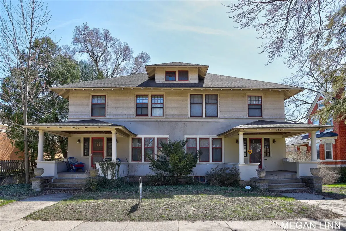 186 W 12th, Holland, MI 49423 - #1