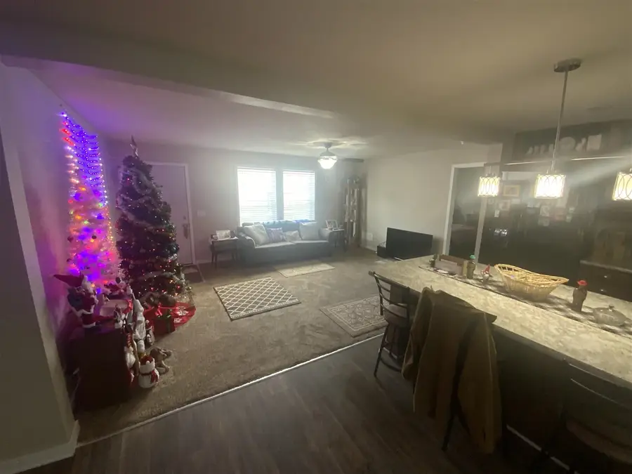 4211 Laurel, Jackson, MI 49201 - #3