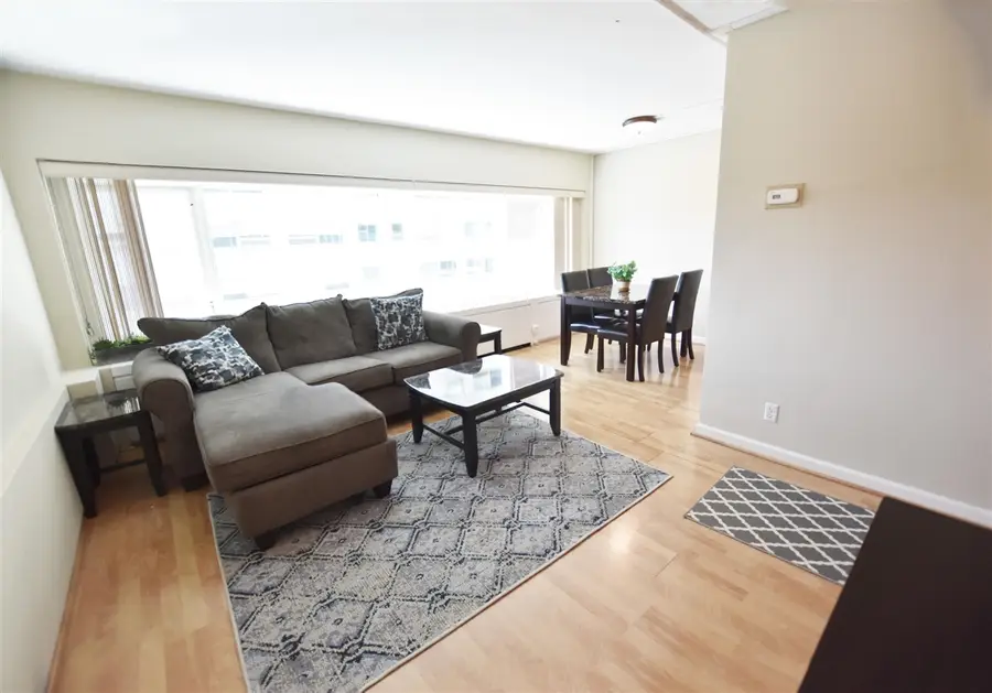 555 E William #3J, Ann Arbor, MI 48104 - #2