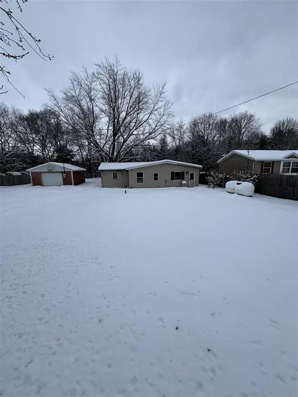 2112 101st, Otsego, MI 49078