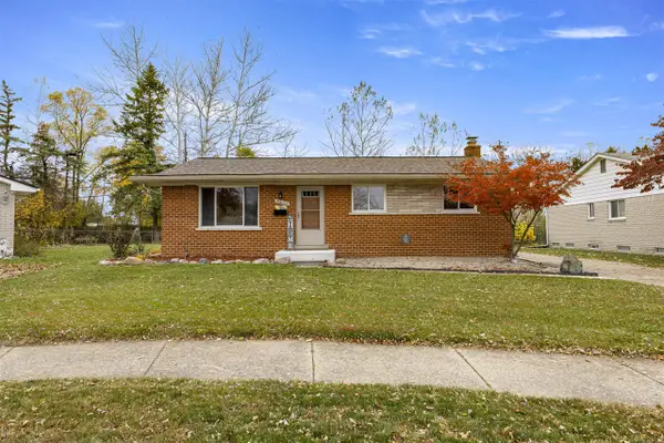 33157 Lancashire, Westland, MI 48185
