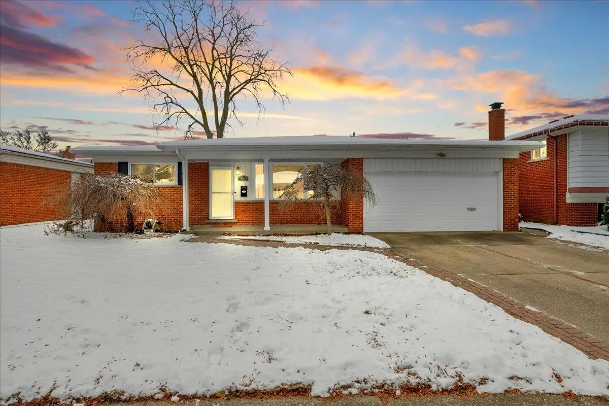 31049 Grennada, Livonia, MI 48154 - #1