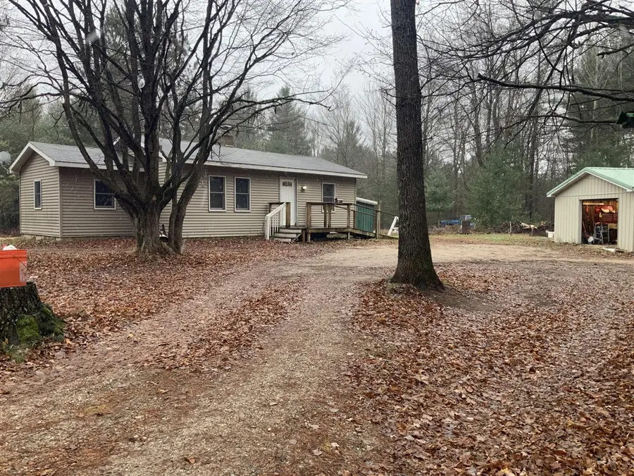 8387 E 7 Mile, Luther, MI 49656 - Image #2