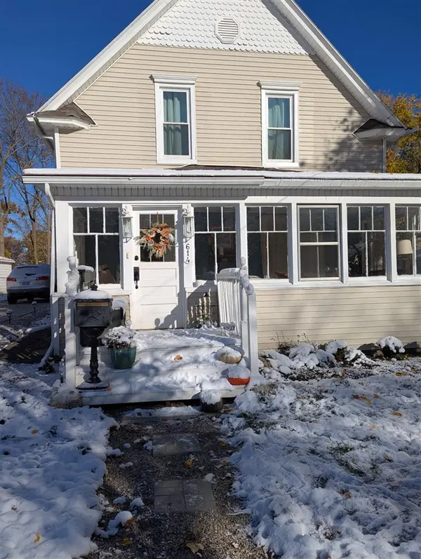 614 W Cass, Greenville, MI 48838