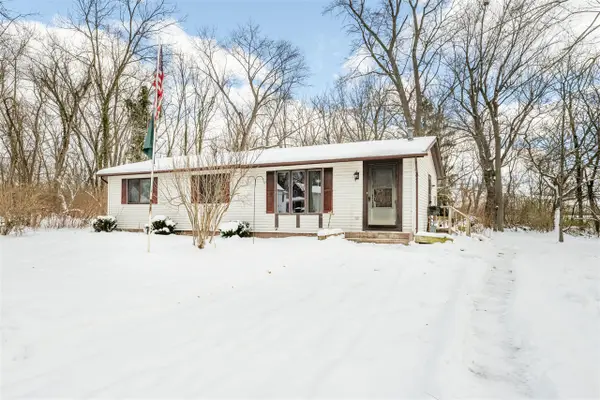 12843 S Wolcott, Sawyer, MI 49125