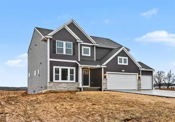 7105 Gibson Farms, Middleville, MI 49333