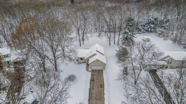 970 Scenic View, Plainwell, MI 49080