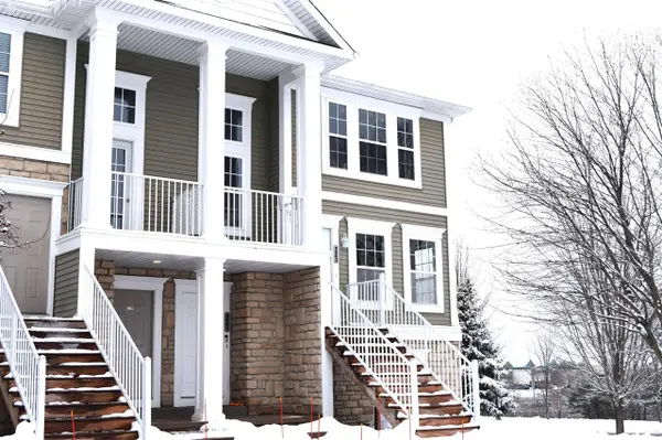 4863 Rapid River #16, Grandville, MI 49418